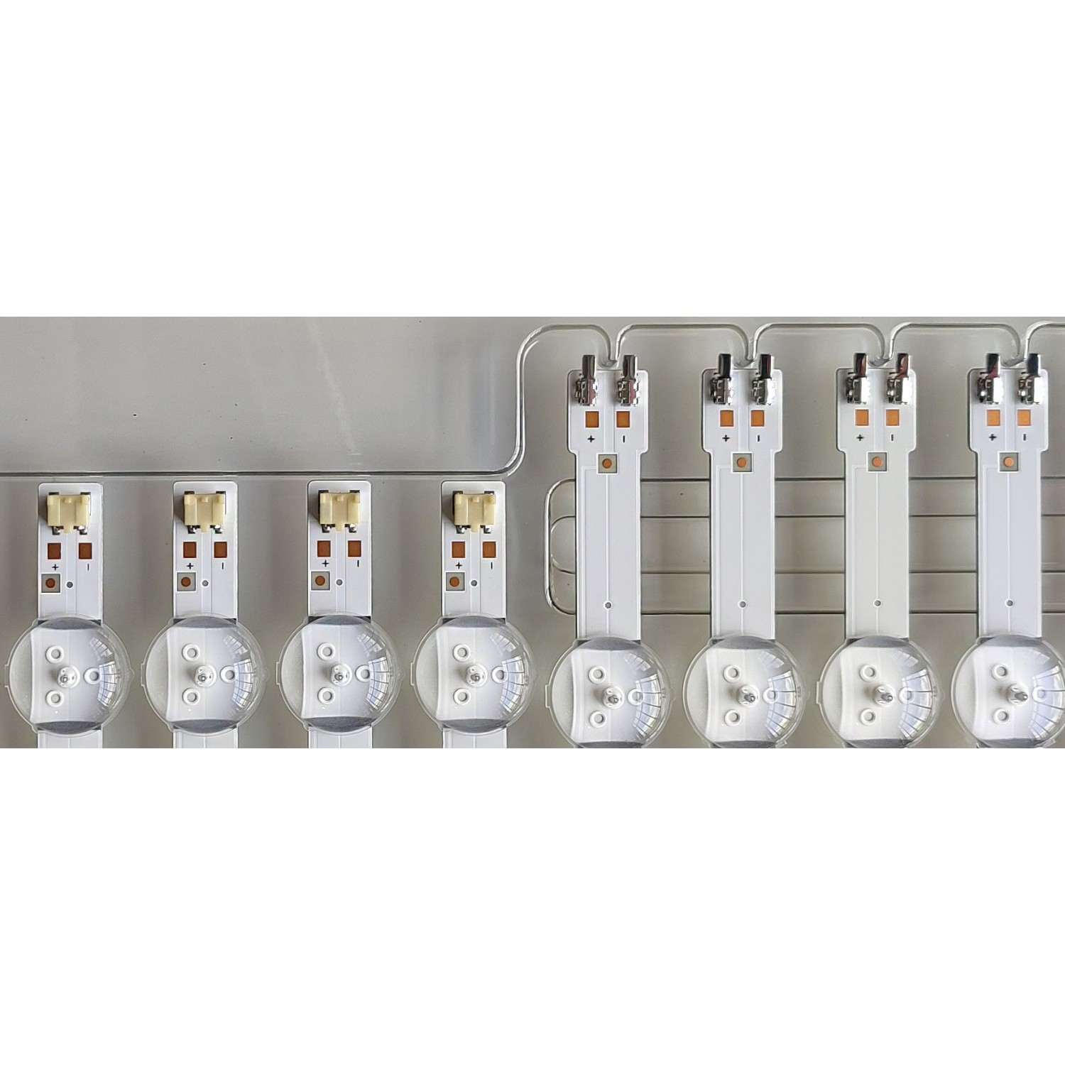 KIT DE LEDS PARA TV SAMSUNG NUEVOS / 8 PZ ORIGINNAL / NUMERO DE PARTE BN96-46573A / BN96-46572A / 49"-FHD-R-180319-JEDI2-6*2.5-R00 / 49"-FHD-L-180319-JEDI2-6*2.5-R00 / PANEL CY-JN049BGLV4M / MODELO UN49J5290AHXPA / UN49J5290AGXPE - Imagen 5