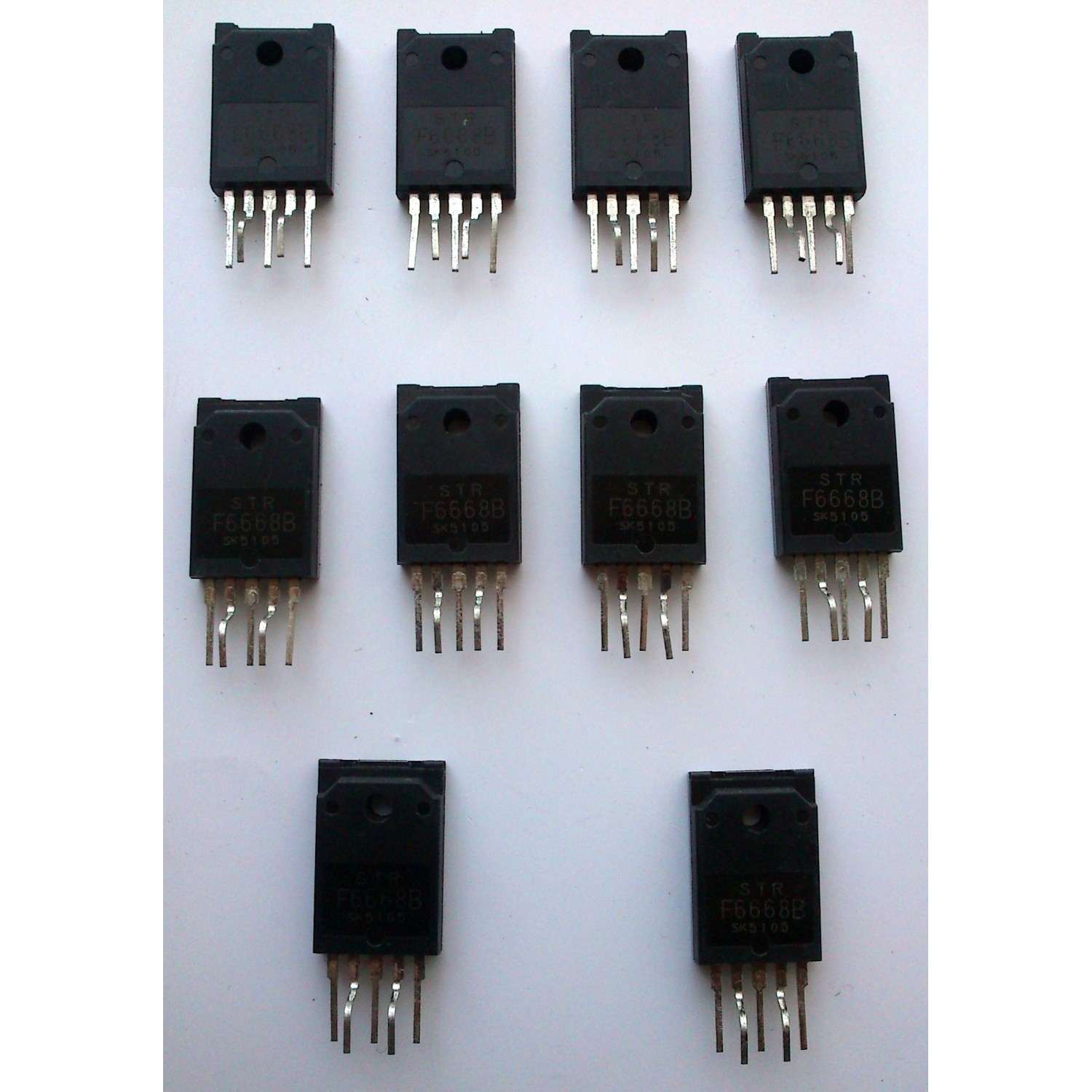 LOTE CON 10 PIEZAS / IC CIRCUITO INTEGRADO / REGULADOR DE VOLTAJE - Imagen 2