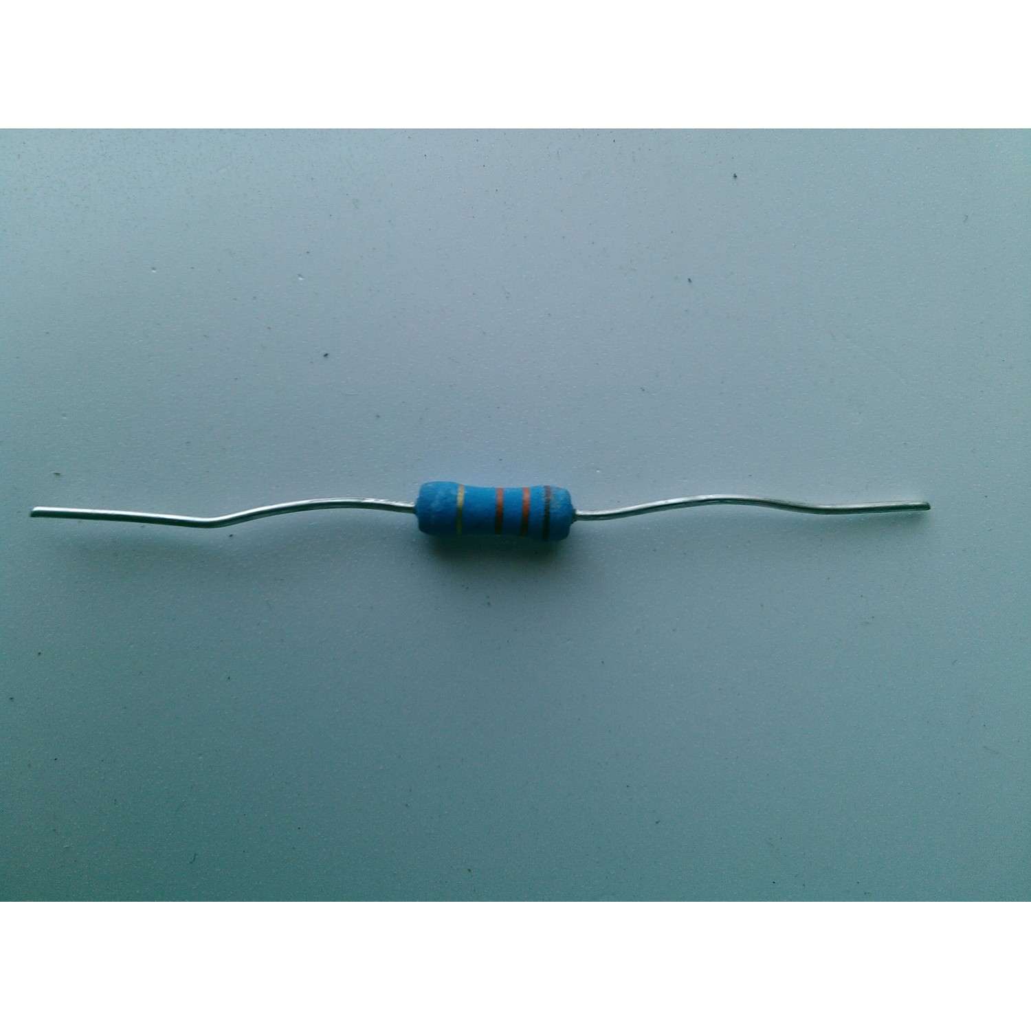 LOTE DE 100 PIEZAS DE RESISTORES / 13KΩ  1 W 