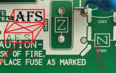 MAIN / FUENTE (COMBO) / EMERSON A4AFCMMA-001 / A4AFSUT / BA4AFSG0201 1 / PANEL U44FDXT / DISPLAY U44F7ZW  / MODELO LF320EM4 A ME8A - Imagen 4