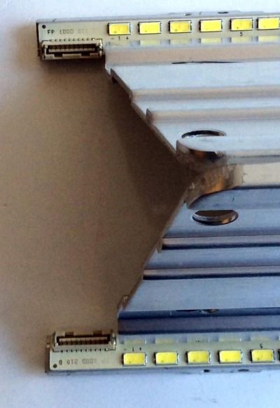 KIT DE LED´S PARA TV (2 PIEZAS) LG 3660L-0376A / 55" V6 EDGE FHD REV1.0 1 R-TYPE / 55" V6 EDGE FHD REV1.0 1 L-TYPE / PANEL LC550EUH (RD)(A2) / MODELO 55LV4400-UA.CUSYLH - Imagen 3