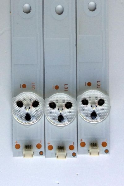 KIT DE LED´S PARA TV HISENSE ((3 PIEZAS)) / NUMERO DE PARTE JL.D40081330-003BS-M / 1155208 / 1175553 / PANEL`S JHD396DF / JHD396D5F01 / HD396DF / JHD396DF-E01 / HD400DF-E33/F2/S9/GM/ROH / MODELOS / 40H3B / 40H5B / 40H3C1 / LC-40LB480U / NS-40D510NA19 - Imagen 2