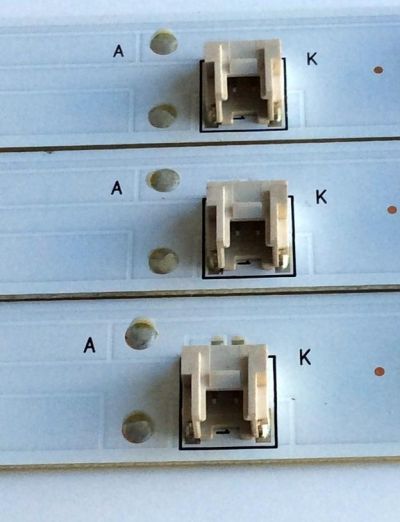 KIT DE LED´S PARA TV (3 PIEZAS) / WESTINGHOUSE TFMT40D08-ZC22FG-04 / 303TH400050 / TH400M23 / 2010026893-1 / 170330A5/813 / 910-400-1049 / MODELO WD40FW2610 - Imagen 4