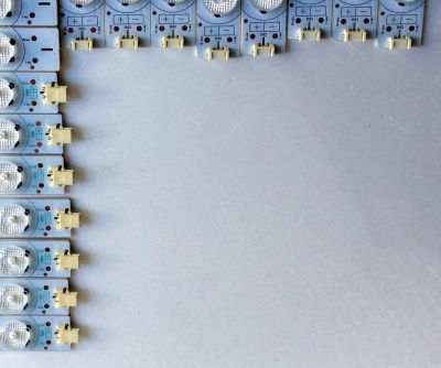 KIT DE LED`S PARA TV (44 PIEZAS) / SHARP ZZC2317WCA063050B3 / ZZC2320WCA041620A1 / ZZC2319WCA006370A1 / ZZC2211WCA036 / (5069) 8 PZAS / (5070) 6 PZAS / (5071) 8 PZAS / (5072) 7 PZAS / (5073) 8 PZAS / (5074) 7 PZAS / PANEL LK800D3GW10Z / MODELO LC-80LE633U - Imagen 2