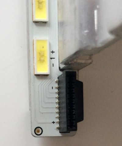 "KIT DE LED'S PARA TV ((INCOMPLETO)) LG DISPLAY / 6922L-0004A / 55"" V12 EDGE REV0.1 8 L-TYPE 6920L-0001C / PANEL LC550EUD(SE)(M1) LG DISPLAY / MODELO TC-L55E50 " - Imagen 2