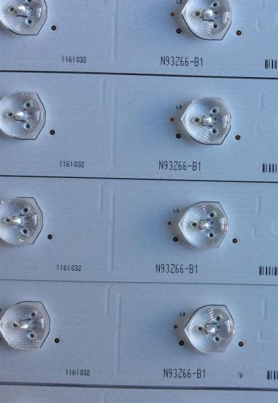 KIT DE LED'S PARA TV (32 PIEZAS) / HISENSE / 1161032 / N93Z66-B1 / HISENSE_70_HD700IU-B41(110)_32X12_3030CN_V1 / PANEL HD700IU-B41(110)\XP\S1\GM\ROH / MODELO 70" - Imagen 3