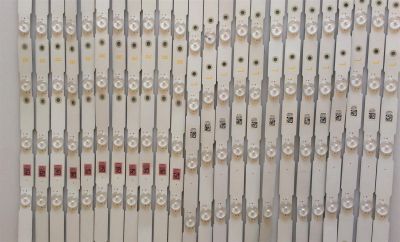 KIT DE LED'S PARA TV / SONY / 4HD12HD12 / JX85T06006 / PANEL T850QVF03.0 AU OPTRONICS / MODELO XBR-85X900F / NOTA IMPORTANTE : KIT CUENTA ORIGINALMENTE 26  PIEZAS ((INCOMPLETO 24  PIEZAS))      - Imagen 5