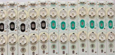 KIT DE LED'S PARA  TV (28 PIEZAS) / SHARP / ZAB1Y27WCA000200B1 / SUNG WEI 55V0 / PANEL R1K695D3GW50D / MODELO 70" - Imagen 2