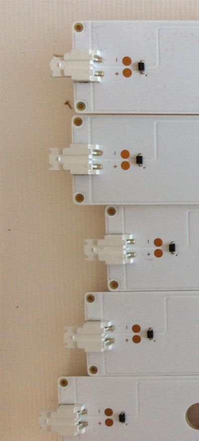 KIT DE LED´S PARA TV ( 9 PIEZAS ) / SONY / SVG600A13_REV06_L-TYPE_140513 / SVG600A13_REV06_R-TYPE_140513 / PANEL S600FHB-1 / MODELO KDL-65R510A / NOTA IMPORTANTE : KIT CUENTA ORIGINALMENTE 10 PIEZAS ((INCOMPLETO 9 PIEZAS)) - Imagen 4