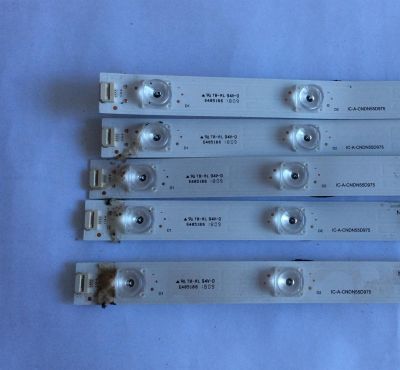KIT DE LEDS PARA TV HISENSE ORIGINAL 5 PIEZAS / NUMERO DE PARTE IC-A-CNDN55D975 / 1190188 / 1190188 B1 / MHM36N120WKK7 / MHM37N120WKK7 / PANEL HD550S1U51-T0L3 / MODELO 55H8E - Imagen 2