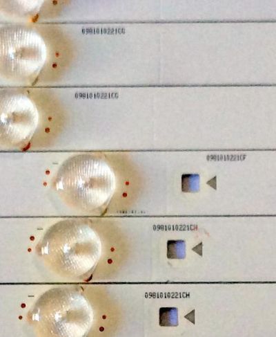 KIT DE LED'S PARA TV SHARP (12 PIEZAS) / NUMERO DE PARTE IC-B-VZAA55D537 / IC-B-VZAA55D537A / IC-B-VZAA55D537D / IC-B-VZAA55D537C / IC-B-VZAA55D537E / IC-B-VZAA55D537B / 0981010221 / PANEL'S T550HVN06.5 / T550HVN08.0 / T550QVN05.0 - Imagen 4