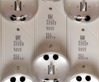 KIT DE LED´S PARA TV (3 PIEZAS) / LG EAV63992801 / HC500DQN-VCUR/L / EAV6 3992 801 / SSC_50UK63/65 / SSC_50UK63/65_INX_25mm_2.3p1_20171120 / PANEL NC500DQE / MODELO 50UK6500AUA / 50UK6500AUA.BUSJLOR - Imagen 2