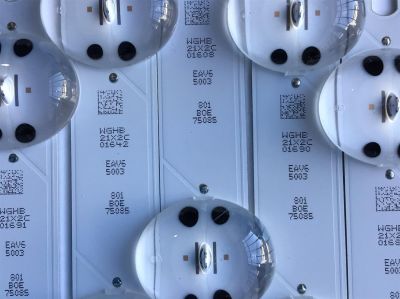 KIT DE LED´S PARA TV LG (5 PIEZAS) / EAV65003801 / SSC_Trident_75NAN079_S / SSC_Trident_75NAN079_REV00_200520 / E469119 / 1W R603 25UM / PANEL NC750DQG-ABGRC / MODELO 75NAN080UNA - Imagen 3