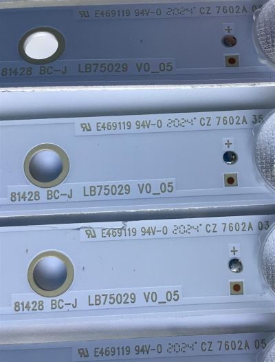 KIT DE LEDS PARA TV SONY (20 PIEZAS) / LB75029 / LB75029 V0_05 / 81428 BC_J / CZ 7602A / E469119 / 7502900002 / PANEL YDAF075DNN01 / MODELO XBR-75X950H - Imagen 2
