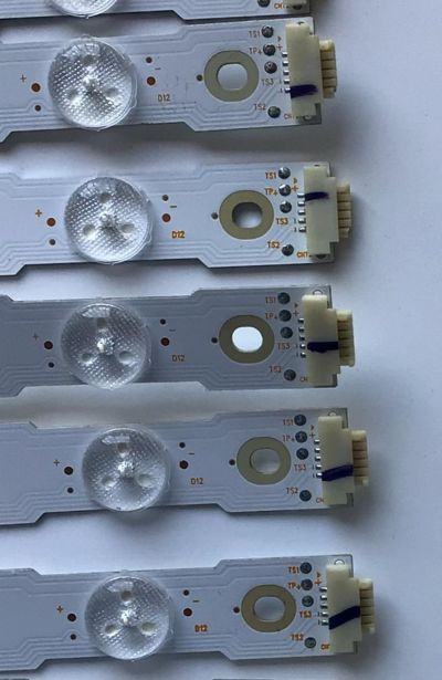 KIT DE LED'S PARA TV SONY ((24 PIEZAS)) / NUMERO DE PARTE LB75018 / LB75018 V0_01 / LB75018 V1_01 / PANEL'S T750QVF05.2 / YD8F007DND01B / T750QVF05.4 /  MODELO XBR-75X900F / XBR75X900F - Imagen 4