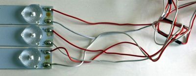 KIT DE LED'S PARA TV INSIGNIA (3 PIEZAS) / NUMERO DE PARTE IC-B-HWBB32D382 / 570202000528 / PGH-B01-F7+009 / PANEL SM315TCA10 D0307  / MODELO NS-32D311NA15 - Imagen 4