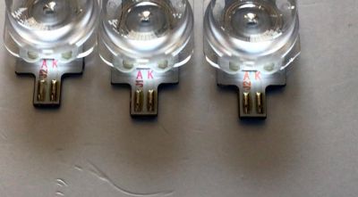 KIT DE LEDS ORIGINAL PARA TV WESTINGHOUSE 3 PIEZAS / NUMERO DE PARTE 30342008210E / LED42D08A-ZC26AG-01E / 42000M57 / PANEL V430DJ1-Q01 REV.C1 / DISPLAY CC430PV2D VER.03 / MODELOS WR43UX4019 / LT-43MAW605 - Imagen 4