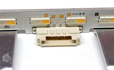LED PARA TV SAMSUNG (1 PIEZA) / NUMERO DE PARTE STC650AJ0 / BN96-50385A / BN61-15486A / BN61-15486B / Q60/70T_STC650AJ0_7020_2IN1_BLUE_62LED_REV1.0 / PANEL'S CY-RT065HGHV2H / CY-RT065FGLV2H / MODELOS QN65Q6D / QN65Q60 / QN65Q70 / ((MEDIDAS 1.42M x 12CM)) - Imagen 2