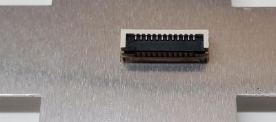 KIT DE LED'S PARA TV TCL ((8 PIEZAS)) / NUMERO DE PARTE 75S55-LD3030L-4X20YH-20211123 / 75S55-LD3030R-4X20YH-20211123 / B0101-000371 / B0101-000372 / 221104-12W94 / 828577 / 828596 / E496757 / DISPLAY ST7461D03-2 / MODELO 75S555 - Imagen 8