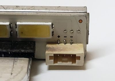 KIT DE LED'S PARA MONITOR SMART® ((2 PIEZAS)) / NUMERO DE PARTE STS700A02_54LED_ATYPE_REV.4_120725 / STS700A02_54LED_BTYPE_REV.4_120725 / LJ64-03750A / I030719A0 / BN61-17499A002 / PANEL LTI700HA02 / MODELO SBID8070I-G4 / ((MEDIDAS 88CM x 28CM)) - Imagen 6