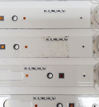 KIT DE LEDS PARA TV SAMSUNG ORIGINAL 8 PIEZAS / NUMERO DE PARTE BN96-50458A / BN96-50459A / E8_CFM_R5(1) / E8_CFM_R6(1) / E8_CFM_L6(1) / R1.0_TBQ-100_7PI / LM41-00891A / LM41-00892A /  MODELOS UN58TU / GU58AU / UA58 / UE58 / MAS MODELOS EN DESCRIPCIÓN - Imagen 2