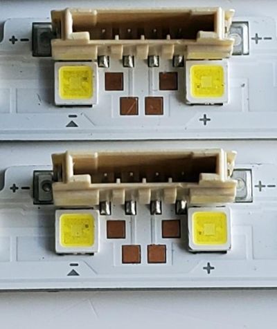 KIT DE LED'S PARA TV SAMSUNG ((3 PIEZAS)) / NUMERO DE PARTE BN96-46078A / V8N1-750SM0-R0 / 46078A / V8N1-750SM0 R0 / PANEL CY-NN075FGLV1H / CY-NN075HGEV1H / CY-NN075HGEV6H / MODELOS UN75NU / UE75NU / LH75Q / UA75NU / HG75 / MAS MODELOS EN DESCIPCIÓN - Imagen 3
