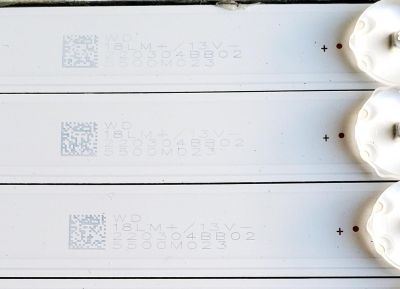 KIT DE LED'S PARA TV ONN ((6 PIEZAS)) / NUMERO DE PARTE LED55D12-ZC42AG-03D / 30355012004D / YSL-L E479275 / DISPLAY V550DJ2-Q01 REV.D1 / MODELO 100071701 ((55 PULGADAS)) - Imagen 4