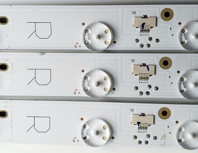 KIT DE LED'S PARA TV TCL ((10 PIEZAS)) / NUMERO DE PARTE 50HR330M08 / 50S535 / 50HR330M08A2 V0 (L) LC8A03U3C / B0101-000255 / 50HR330M08B2 V0 (M) LC8A03U3C / B0101-000256 / 50HR330M08C2 V0 (R) LC8A03U3C / B0101-000257 / MODELO 50S535 - Imagen 7