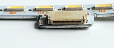 TIRA DE LED PARA MONITOR AOC ((1 PIEZA)) / NUMERO DE PARTE LB27043V0_02 / E117098 / AA350AL-I4E72-5-942-0323 / PANEL TPM270WF1-HP07.S REV:T03D / MODELO C27G1 / 27G1 - Imagen 2