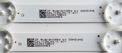 KIT DE LED'S PARA ONN ((2 PIEZAS)) / NUMERO DE PARTE LED42D11-ZC62AG-03 / 30342011002 / 42000M59 / E469119 / 210817AB03 / PANEL BOEA430WU1 / DISPLAY JE415D3HA0L / MODELOS 100068372 ((42 PULGADAS)) / 100069992 ((43 PULGADAS)) - Imagen 2