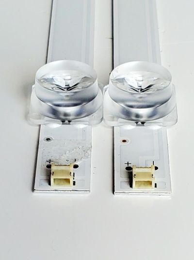 KIT DE LED'S PARA HISENSE ((2 PIEZAS)) / NUMERO DE PARTE JL.D32051330-032BS-M_V01 / 230101022450 C / 1030-4000411 / E511747 / PANEL JHD315H1H61-T0L1B1\S0\GM\ROH / MODELOS 32A4KV / 32A3G - Imagen 2