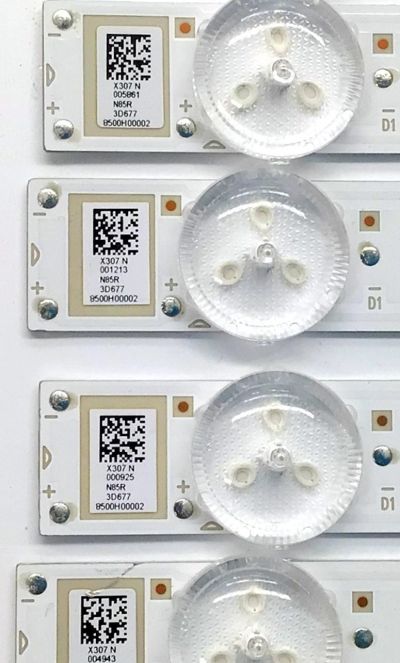 KIT DE LED'S PARA TV SONY BRAVIA ((16 PIEZAS)) / NUMERO DE PARTE LB8500H V0_03 / LB8500H  / 8500H00002 / N85R3D677 / 8534A / E469119 94V-0 CZ / PANEL YSDM085CCS11 / DISPLAY ST8461D02-2 VER.2.1 / MODELO KD-85X77CL / KD85X77CL - Imagen 2