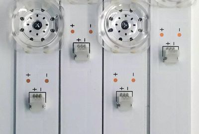 KIT DE LED'S PARA TV EVL ((4 PIEZAS)) / NUMERO DE PARTE MSG-T500-V6-3030-026-09 / 1.3.10700000229 / PC67181B / 914mm*14mm*1.0T / 240-250LM / 9000-13000K / B5-2 3.3-3.4V / PANEL CV500U2-T01 / DISPLAY CV500U3-L01 / MODELOS 50EVLS4 / K50DLG12U / AK50H1485 - Imagen 2