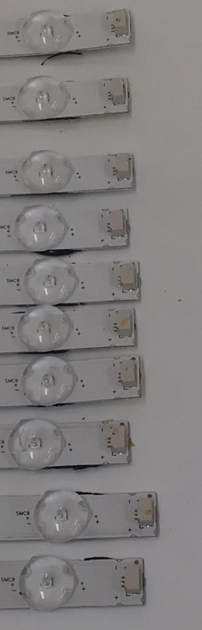 KIT DE LEDS PARA TV JVC ORIGINAL 10 PIEZAS / NUMERO DE PARTE 303TC700001 / TCL70D09-ZC62AG-03 / 4C-LB700T-ZC2 / TC700M03 / 21050BC09 / 2300016634 / PANEL LVU700PADX E0001 / DISPLAY CC700PV1D VER.01 / MODELO SI70UR / 70PFL5656/F8 - Imagen 2