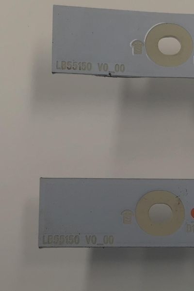 KIT DE LEDS ORIGINAL PARA TV VIZIO 2 PIEZAS / NUMERO DE PARTE LB55150 V0_00 / LB55150 / 210BZ16D0B / 210BZ16D0B33MBM03L / 33MBM03L / PANEL TPT550WR-D126.L REV:S22AN / DISPLAY ST5461D12-6 VER.2.2 / MODELOS V4K55M-0801 / V555M-K01 / V4K55C-0801 - Imagen 5