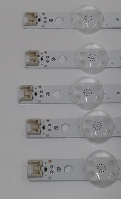KIT DE LED´S PARA PARA TV LG 5 PIEZAS ORIGINALES / NUMERO DE PARTE EAV65049401 / SSC_Y23 SLIM TRIDENT 43UR75_S / SSC_Y23 SLIM TRIDENT 43UR75_BOE_PTN0.6_REV00_220526 / BOE430M4 / PANEL NC430TQG-ABKHA / MODELO 43UR8000AUA / 43UR8000AUA.BUSFLJM - Imagen 2