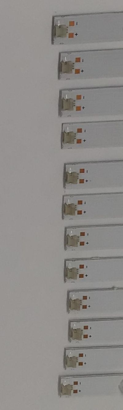 KIT DE LED´S PARA TV VIZIO 12 PIEZAS ORIGINALES / NUMERO DE PARTE 261501016350 / 40-V655M-3030-0D35-12X5-618.5X12-20220316 / SVB650AU1 / 70401-01636BX / HBH-L1 / MODELO V655M-K04 / V655M-K04 LBSFM9LZ / V655M-K04 LBSFM9PZ - Imagen 3