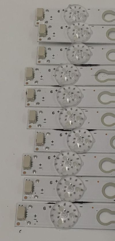 KIT DE LED´S PARA TV PHILIPS 10 PIEZAS ORIGINALES / NUMERO DE PARTE 70HR332M09A0 V0 / 70D2000 / 4C-LB700T-HR1 / LF2RD2R0D / MODELO 70PFL5656 / 70PFL5656/F7A - Imagen 2