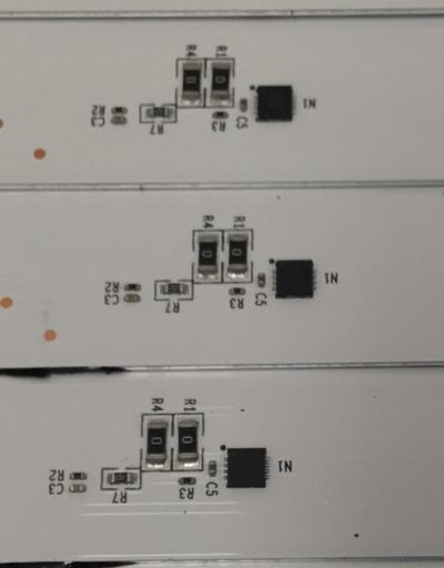 KIT DE LEDS PARA TV HISENSE ORIGINAL 20 PIEZAS / NUMERO DE PARTE JL.D7501M330 / JL.D7501M330-003AL-M_V02 / JL.D7501M330-003AR-M_V02 / RSAG7.820.13291/ROH VER.C / RSAG7.820.13292/ROH VER.C / PANEL HD750H3U71-T0L8K1 / DISPLAY HV750QUB-F92 / MODELO 75U7K - Imagen 3