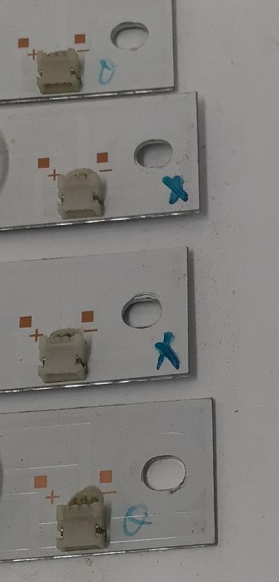 KIT DE LEDS PARA TV SCEPTRE ORIGINAL 12 PIEZAS / NUMERO DE PARTE 3BL-T5664102-17 / 2301055F700140 / JS-PY14FHFD-0014 / PANEL HK550WLEDM-AH1AH / MODELO E555 - Imagen 2