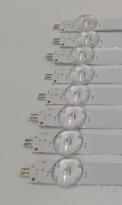 KIT DE LEDS PARA TV ONN ORIGINAL 8 PIEZAS / NUMERO DE PARTE 30365007043D / LED65D07-ZC62AG-02D / 7S1P / 221204AD01 / 65000M73S / PANEL JR645R3HH3L / MODELO 100012587 65" - Imagen 4