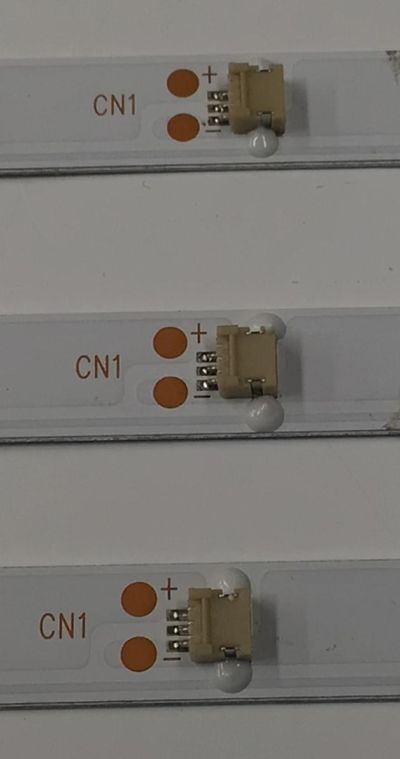 KIT DE LEDS PARA TV ORIGINAL 3 PIEZAS / NUMERO DE PARTE ZN-40K08A-3 / 70613 V2.1-0H / HPZ300E / 3.1.01.04.01.58240042 / C16000K5G1907100ZA98C / PANEL LSC400HN02 / MODELO KC40V2 - Imagen 2