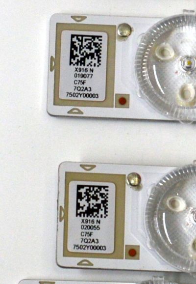 KIT DE LEDS ORIGINAL PARA TV SONY BARVIA 20 PIEZAS / NUMERO DE PARTE LB7502Y / LB7502Y V0_01 / 8598A / 7502Y000003 / 7Q2A3 / C75F / X916 N / PANEL YDDM075DGS11 / DISPLAY ST7461D04-6 V2.1 / MODELO XR-75X90CL / XR75X90CL - Imagen 5