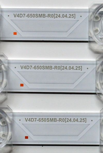 KIT DE LEDS ORIGINAL PARA TV SAMSUNG 6 PIEZAS / NUMERO DE PARTE BN96-58291A / BN96-68289A / V4D7-650SMA-R0 / V4D7-650SMB-R0 / 58291A / 68289A / PANEL CY-BD065HGSV4H / DISPLAY JR645R3HD1K / MODELO UN65DU6900FXZA / UN65DU6900FXZA UF06 - Imagen 4