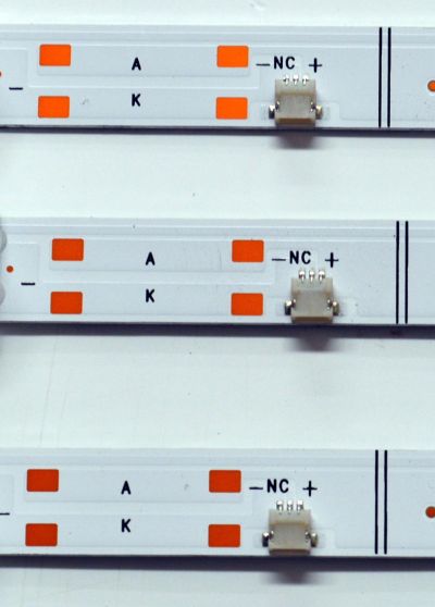 KIT DE LEDS ORIGINAL PARA TV VIZIO 3 PIEZAS / NUMERO DE PARTE 303GC550108CD / GC55D12-ZC42AG-03CD / B005P00107385A / 2300023190 / 70401-01873 / 240829BB03 / GC550M38 / PANEL BOEI550WQ1 / DISPLAY HV550QUB-F70 REV.2.0 / MODELO V4K55M-0804 LBVFV9GA - Imagen 3