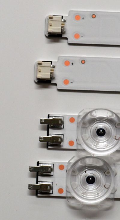 KIT DE LEDS ORIGINAL PARA TV SAMSUNG 4 PIEZAS / NUMERO DE PARTE BN96-58282A / BN96-58283A / JL.D430E1330-408AL-M_V11 6.0 / JL.D430E1330-408AR-M_V11 6.0 / 58282A / 58283A / PANEL CY-BD043HGAV2H / DISPLAY T430QVN03.P / MODELO UN43DU7200DXZA AB06 - Imagen 7