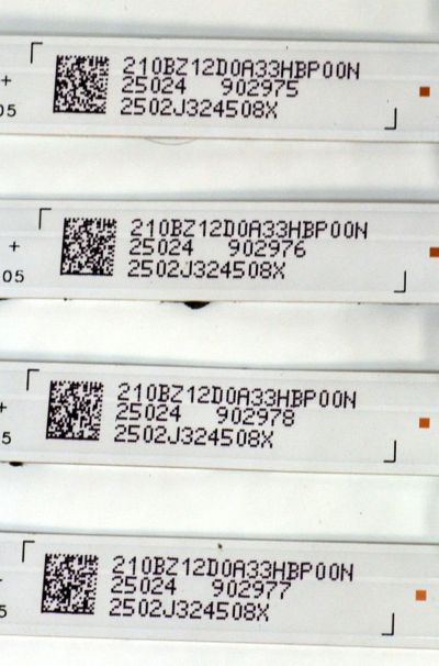 KIT DE LEDS ORIGINAL PARA TV ONN 4 PIEZAS / NUMERO DE PARTE 261501026700 / 07-65MS04-OD35-4X12-665X10X0.8 / 07-65MS04-0D35-4X12-665X10X0.8 / 210BZ12D0A33HBP00N / 2502J324508X / PANEL TPT650WR-QVN07.U / DISPLAY T650QVN07.9 / MODELO 100012587 65" - Imagen 3