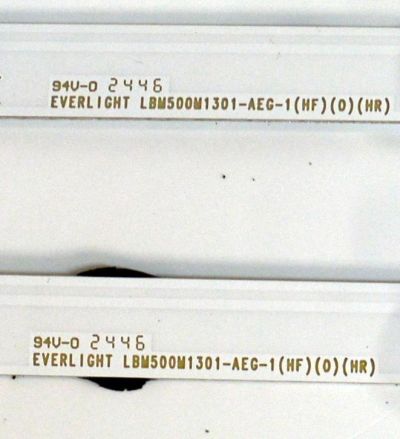 KIT DE LEDS ORIGINAL PARA TV ONN 2 PIEZAS / NUMERO DE PARTE LBM500M1301 / LBM500M1301-AEG-1 (HF)(0)(HR) / 210BZ13D0A33NBL00E / 24516 / 003937 / B003 / ZCA336 / PANEL TPT500WR-QVN04.U / DISPLAY T500QVN04.1 / MODELO 100012585 50" - Imagen 2