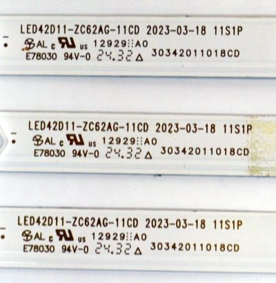 KIT DE LEDS ORIGINAL PARA TV  ROKU SELECT SERIES 3 PIEZAS / NUMERO DE PARTE 30342011018CD / LED42D11-ZC62AG-11CD / 240808AB06 / 42000M64S / DISPLAY V430DJ1-Q01 REV.D2 / MODELO 43R4AX / 43R4A4 - Imagen 2