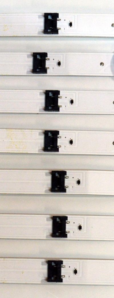 KIT DE LEDS ORIGINAL PARA TV LG 7 PIEZAS / NUMERO DE PARTE EAV65082901 / LEDAZ_Y23_SLIM TRIDENT_55UR80 H / LEDAZ_Y23_SLIM TRIDENT_55UR80_REV0.0230517 / UR80 CS0T / PANEL NC550TQG-VCKHA / DISPLAY ST5461D13-7 VER.2.1 / MODELO 55UT7550AUA.BUSCLKR - Imagen 4